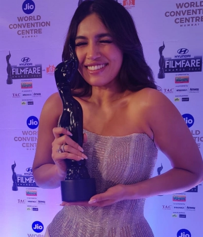 My third one :) #FilmfareAwards2023