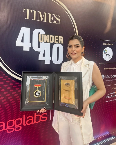 Your girl just won the Times 40 Under 40 award! @delhi.times